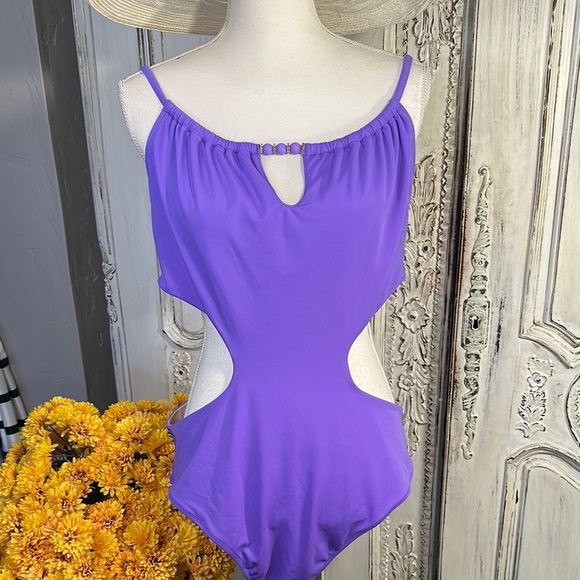 Shade & Shore Purple Cutout One Piece Swimsuit - Picture 2 of 11
